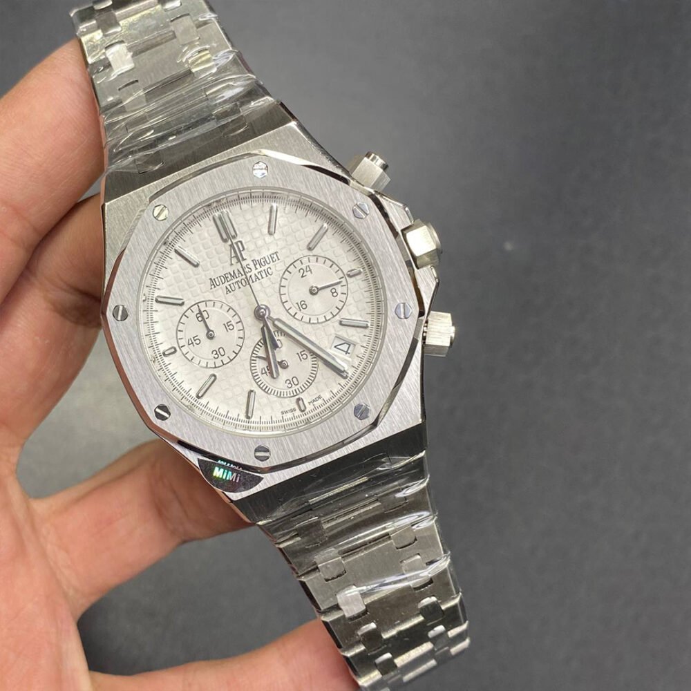 اوديمار بيجيه AP114 (Audemars Piguet Royal Oak Chronograph)