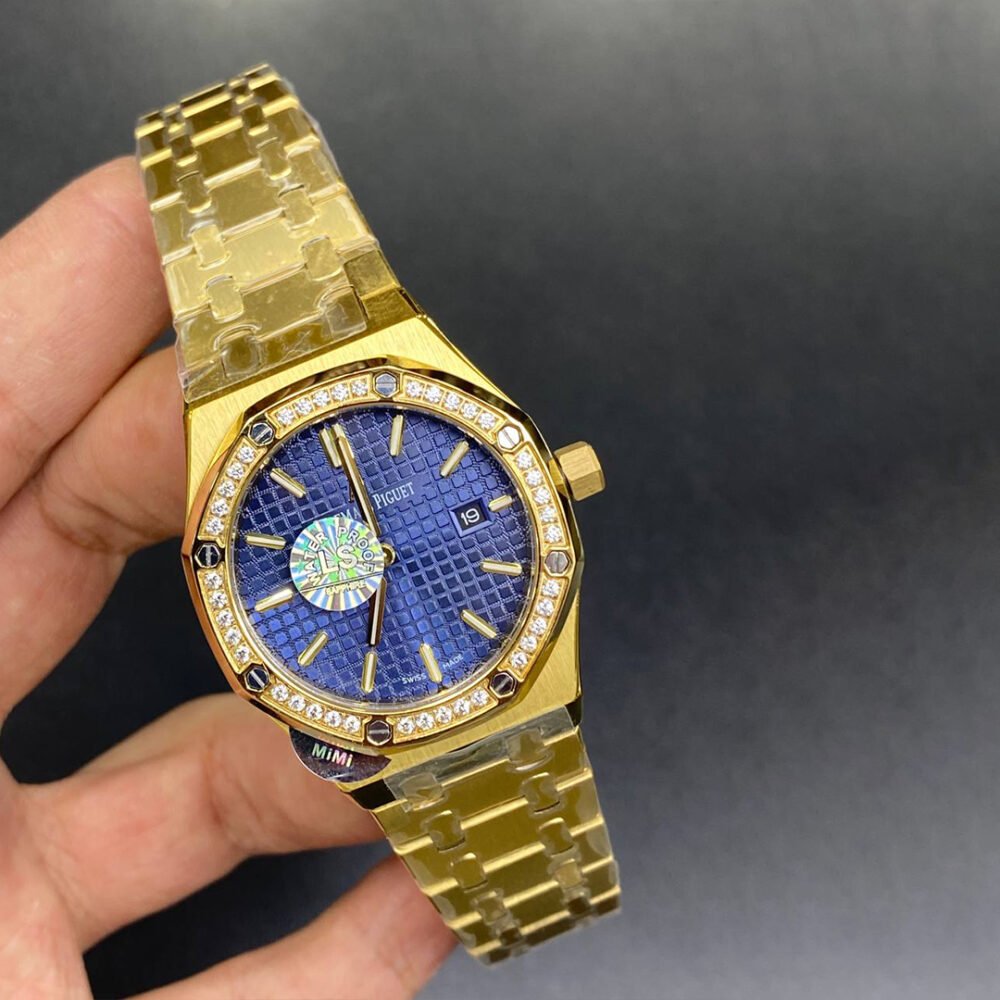 اوديمار بيجيه AP132 (Audemars Piguet Royal Oak Chronograph)
